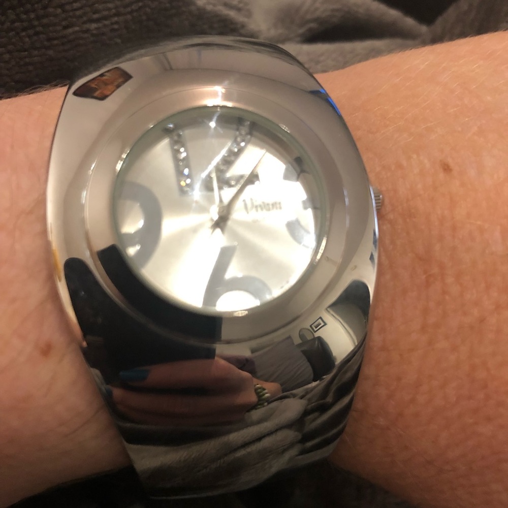 Viviani Silver Bangle watch with a crystal 12